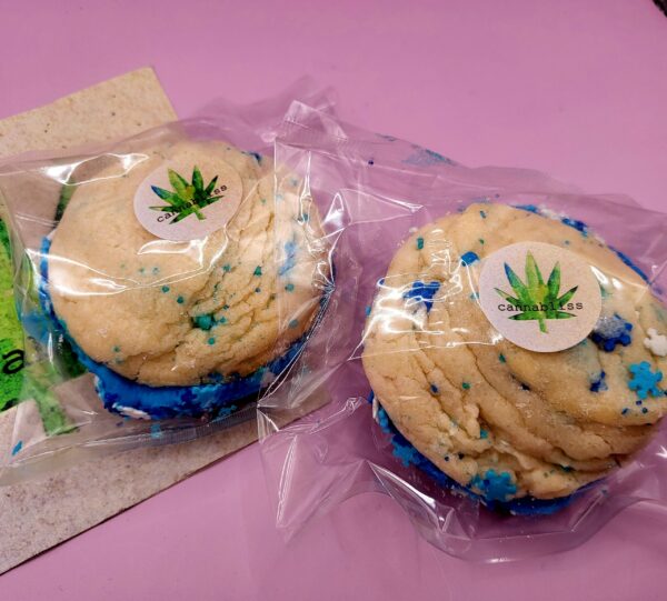 Winter Sandwich Cookie - 100mg